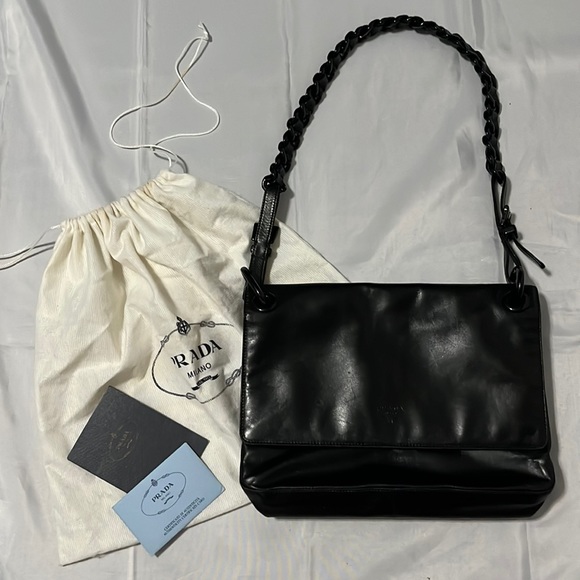 AUTHENTIC PRADA BLACK LEATHER SHOULDER BAG - Picture 1 of 11